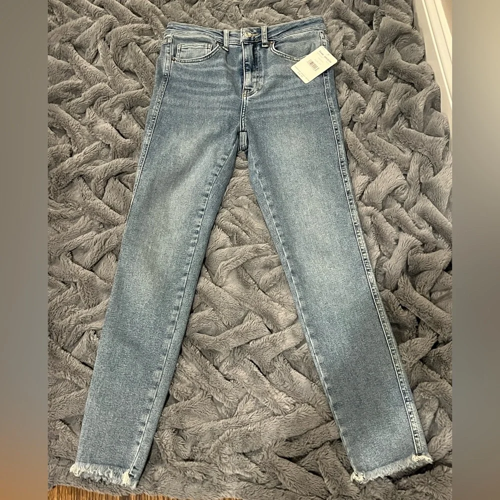 NWT Free People Raw High Rise Jeggings size 27w;indigo blue